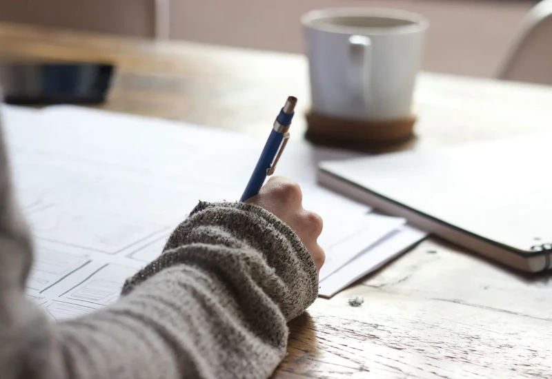 Stress des examens, anxiété scolaire : comment aider votre enfant ou votre ado à retrouver confiance